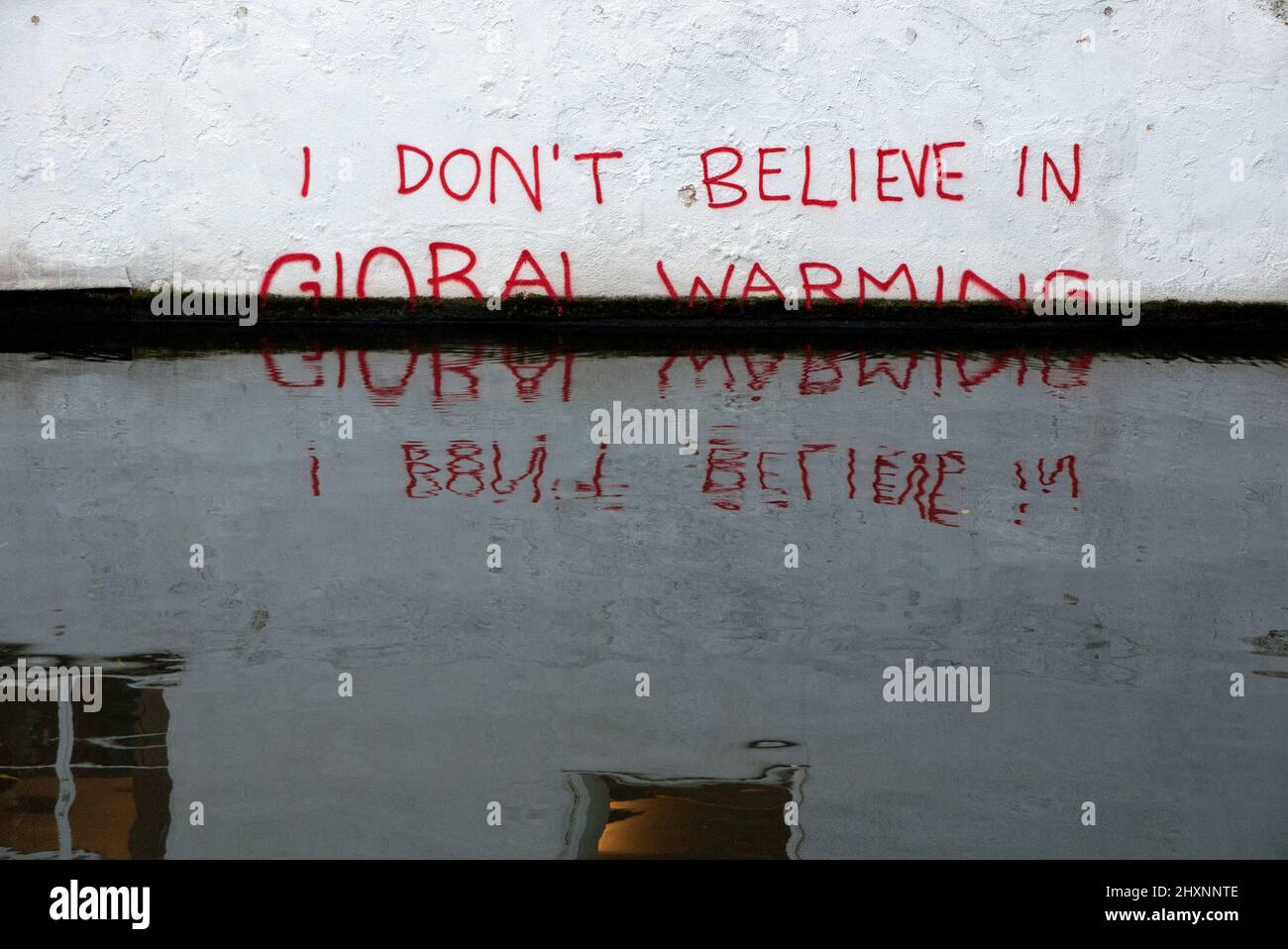 Banksy Graffiti in Camden Lock am Grand Union Kanal. Stockfoto