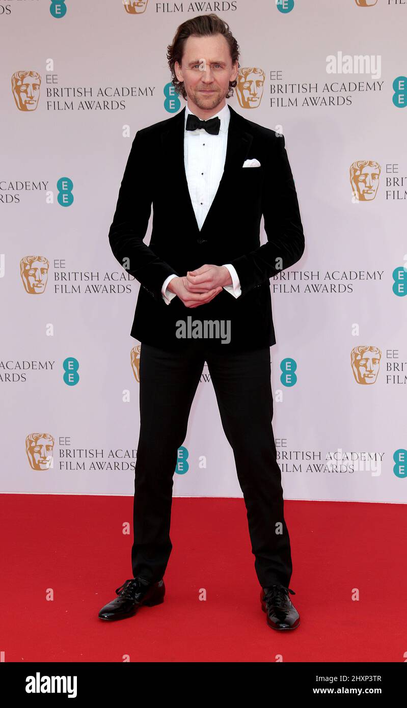 Mär 13, 2022 - London, England, Großbritannien - Tom Hiddleston nimmt an den BAFTA Film Awards 2022 in der Royal Albert Hall Teil Stockfoto