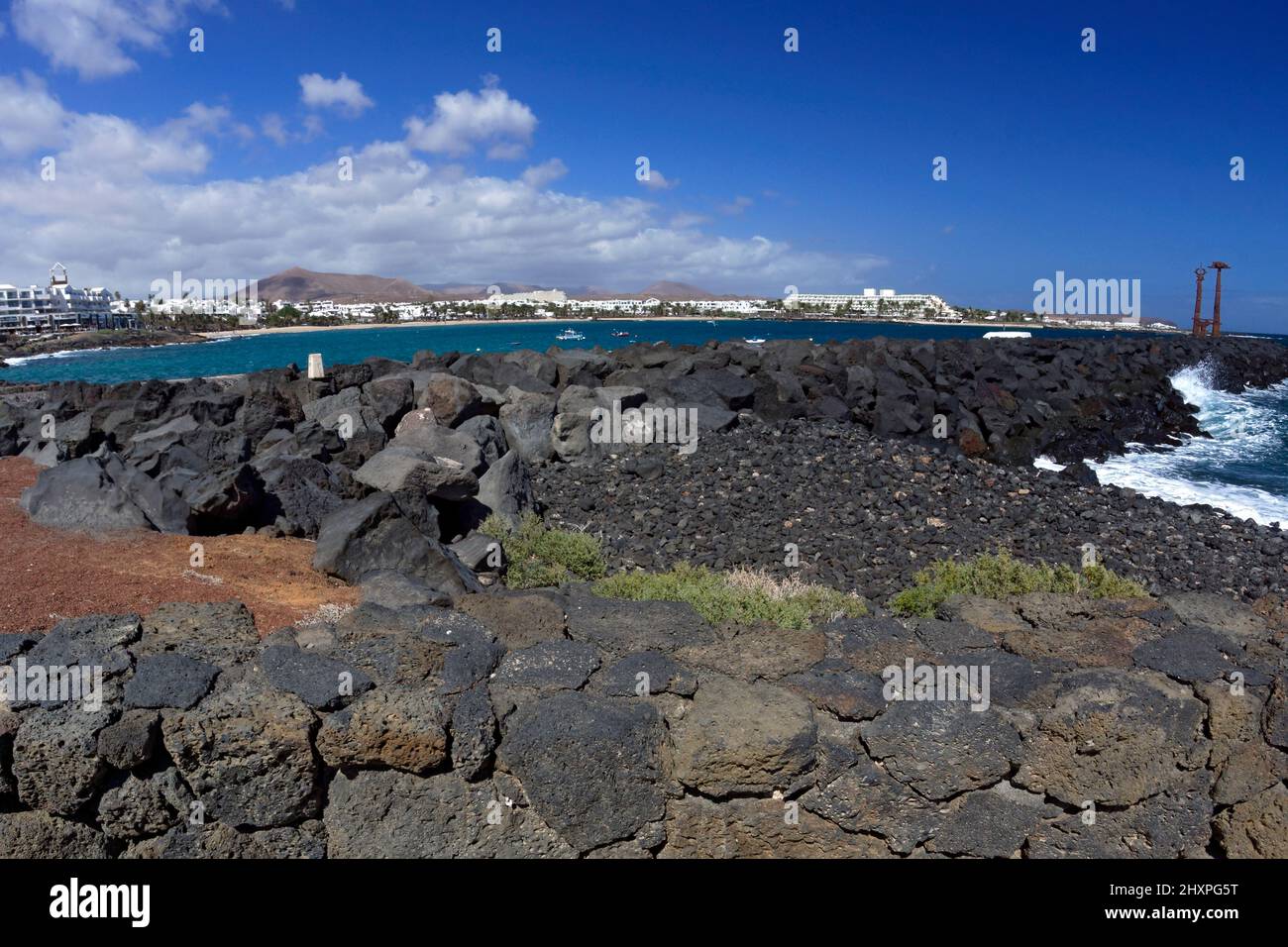 Playa De Las Cucharas, Costa Teguise, Lanzarote, Kanarische Inseln, Spanien. Stockfoto