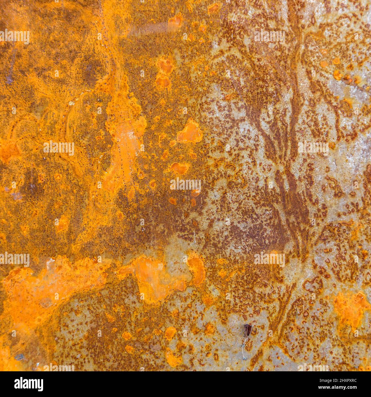 Alte Metall rost Hintergrund in der hellen Sonne Stockfoto