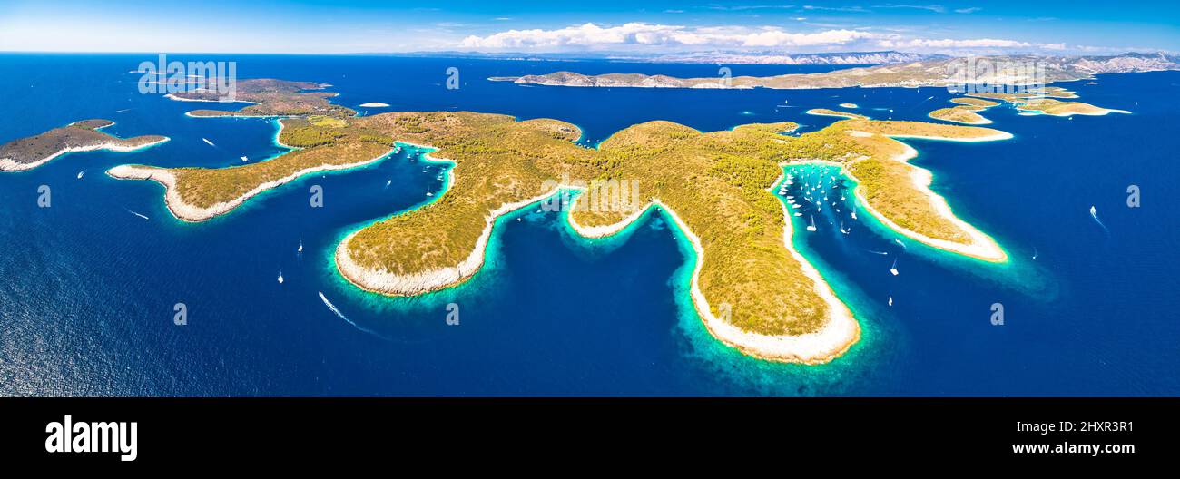 Archipel von Kroatien. Paklenski Otoci Inseln Luftpanorama, Hvar, touristische Region Dalmatien, Kroatien Stockfoto