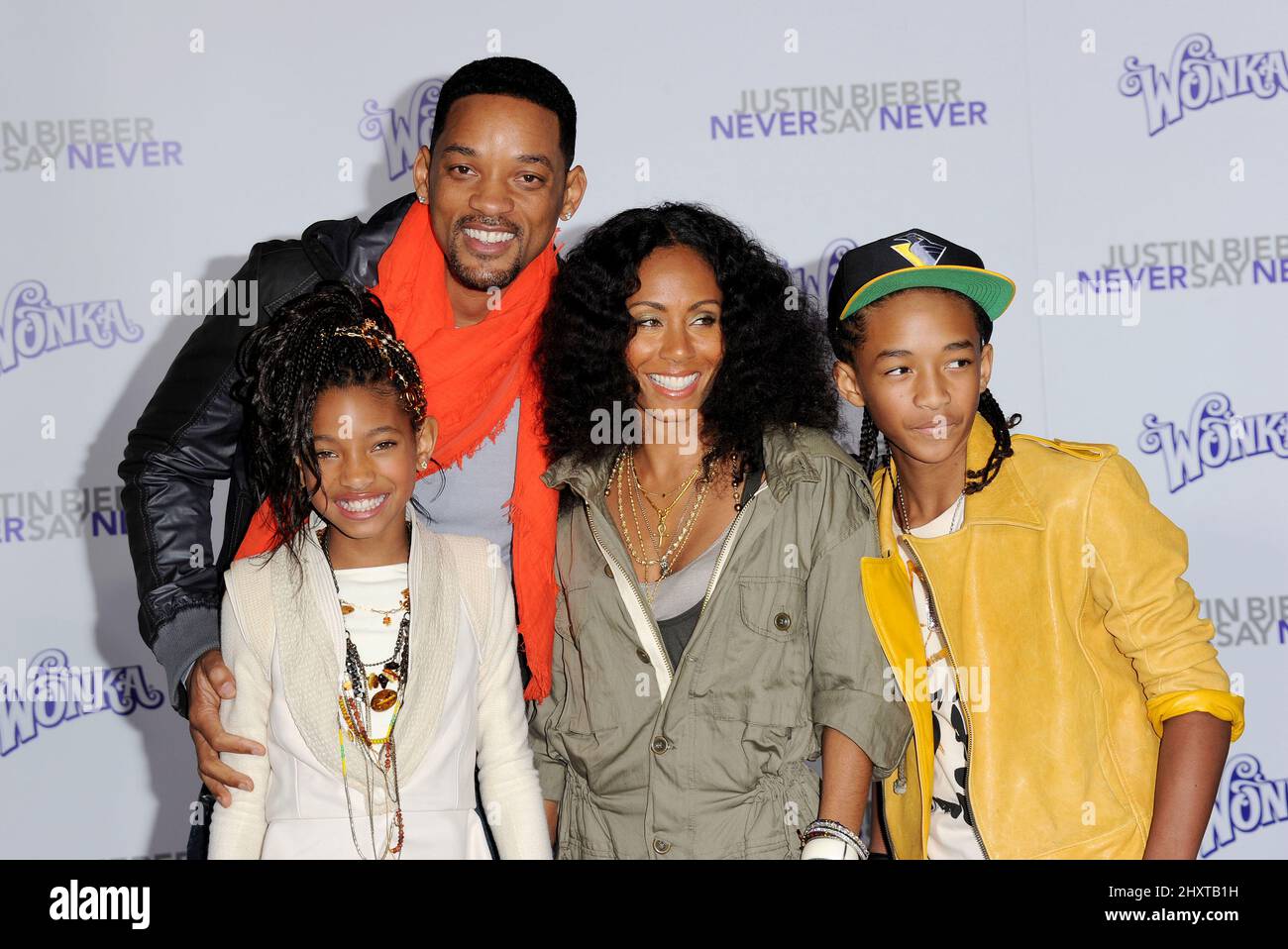 Will Smith, Frau Jada Pinkett Smith, Willow Smith und Jaden Smith während der Premiere von „Justin Bieber - Never Say Never“ im Nokia Theater LA Live, Los Angeles Stockfoto