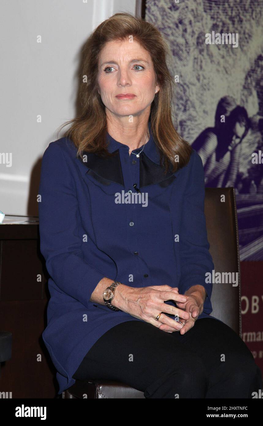 Caroline Kennedy „She Walks in Beauty“, New Yorker Buchunterschrift auf dem Barnes & Noble Union Square in New York. Stockfoto