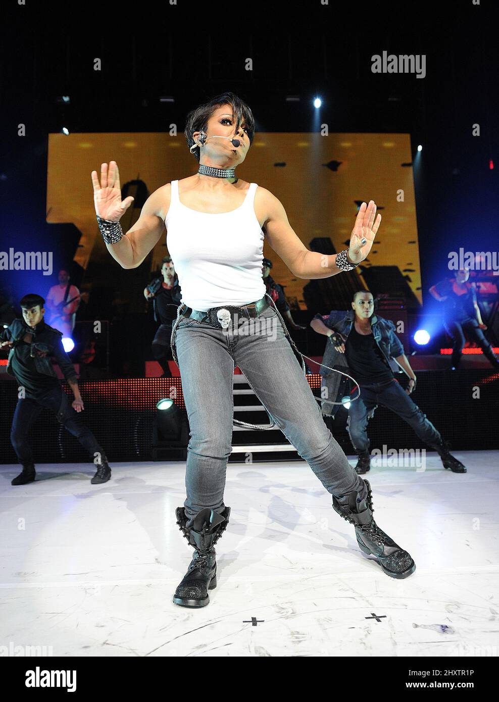 Janet Jackson spielt live auf ihrer „Number Ones: Up Close & Personal Tour“ im Gibson Amphitheatre im Universal CityWalk, Kalifornien Stockfoto