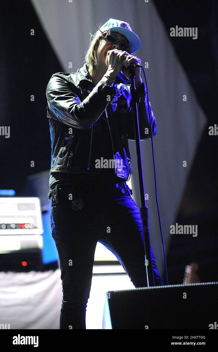 Julian Casablancas über die Schlaganfälle beim Coachella Valley Music and Arts Festival, das im Empire Polo Field, Kalifornien, stattfindet. Stockfoto
