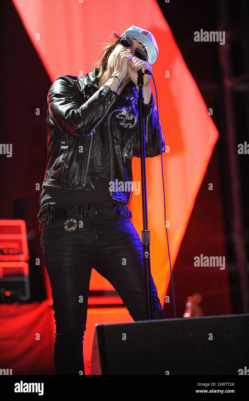 Julian Casablancas über die Schlaganfälle beim Coachella Valley Music and Arts Festival, das im Empire Polo Field, Kalifornien, stattfindet. Stockfoto