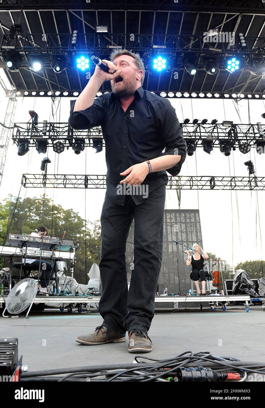 Guy Garvey von Elbow spielt live auf der Bühne beim zehnten jährlichen Austin City Limits Music Festival, das im Zilker Park in Texas, USA, stattfindet. Stockfoto