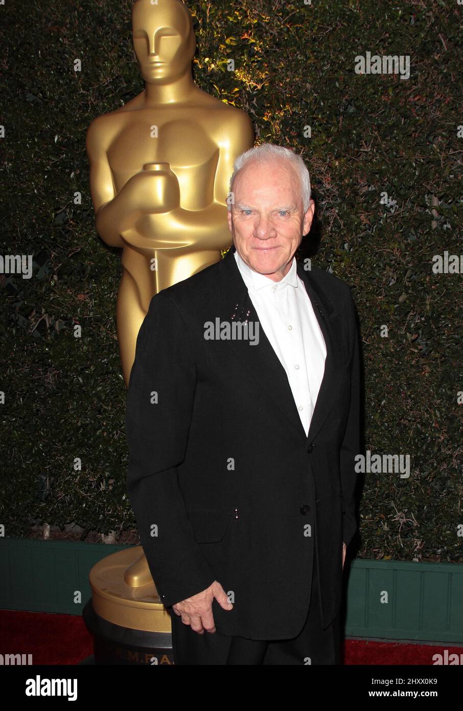 Malcolm McDowell beim Annual Governors Ball 3. in Los Angeles. Stockfoto