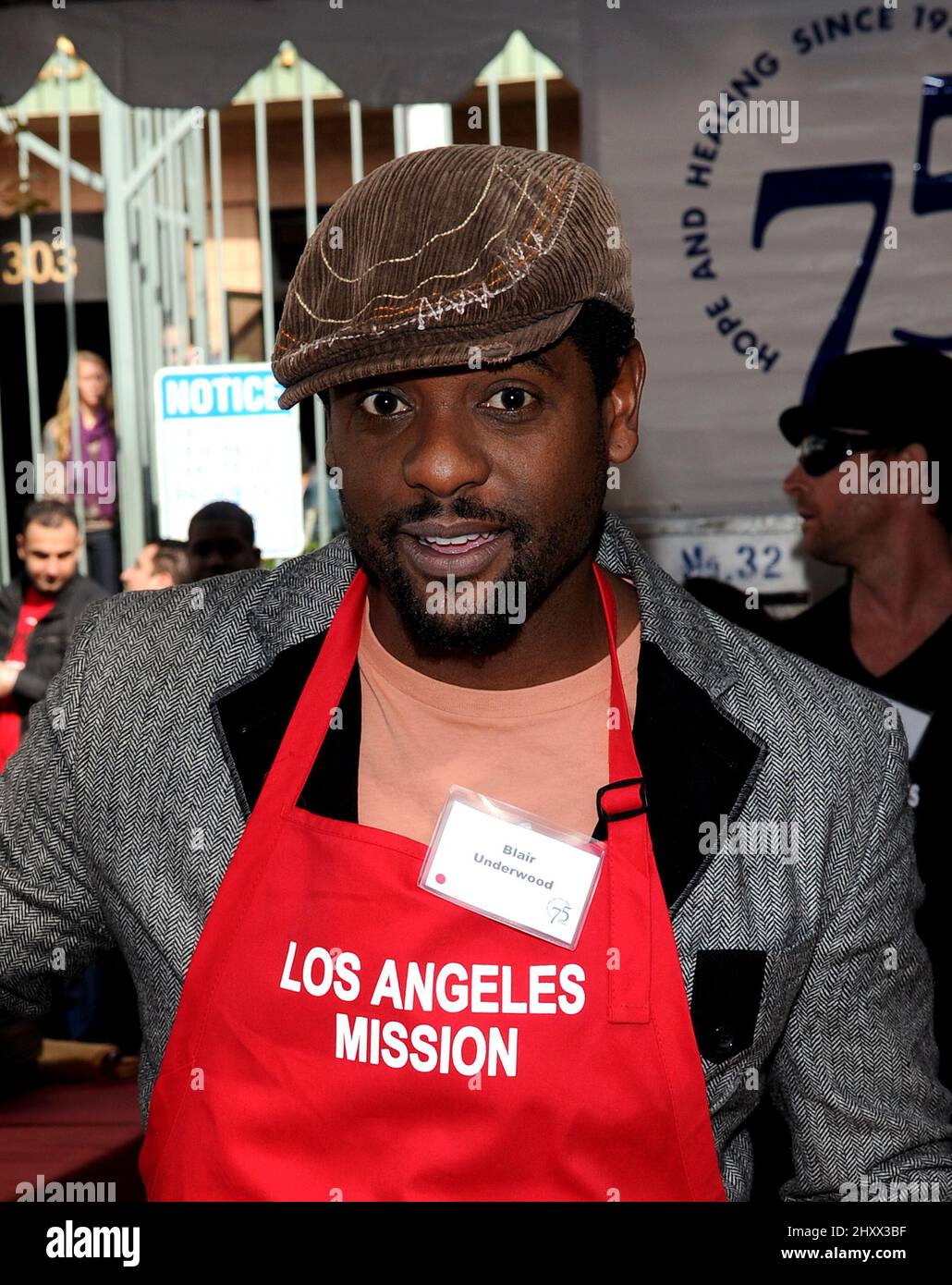 Blair Underwood nimmt an DER „Obdachlosen“-Thanksgiving-Veranstaltung VON LA Mission in der Skid Row in Los Angeles, USA, Teil. Stockfoto