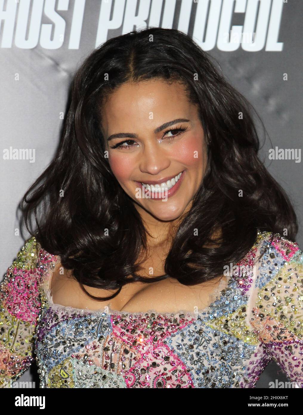 Paula Patton nimmt an der Premiere von „Mission Impossible Ghost