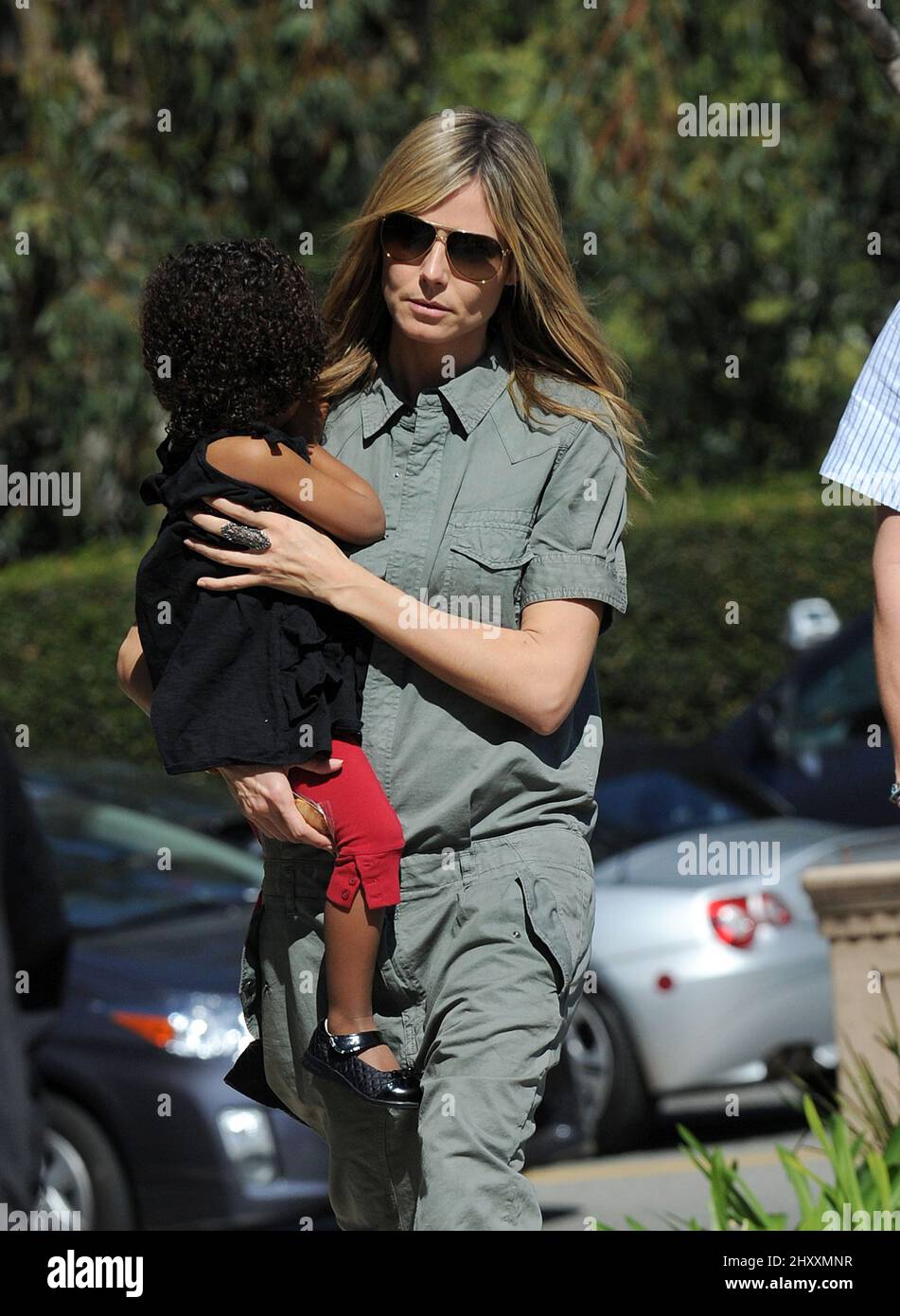 Heidi Klum und Tochter Lou Sulola Samuel werden in Los Angeles, Kalifornien, gesehen Stockfoto