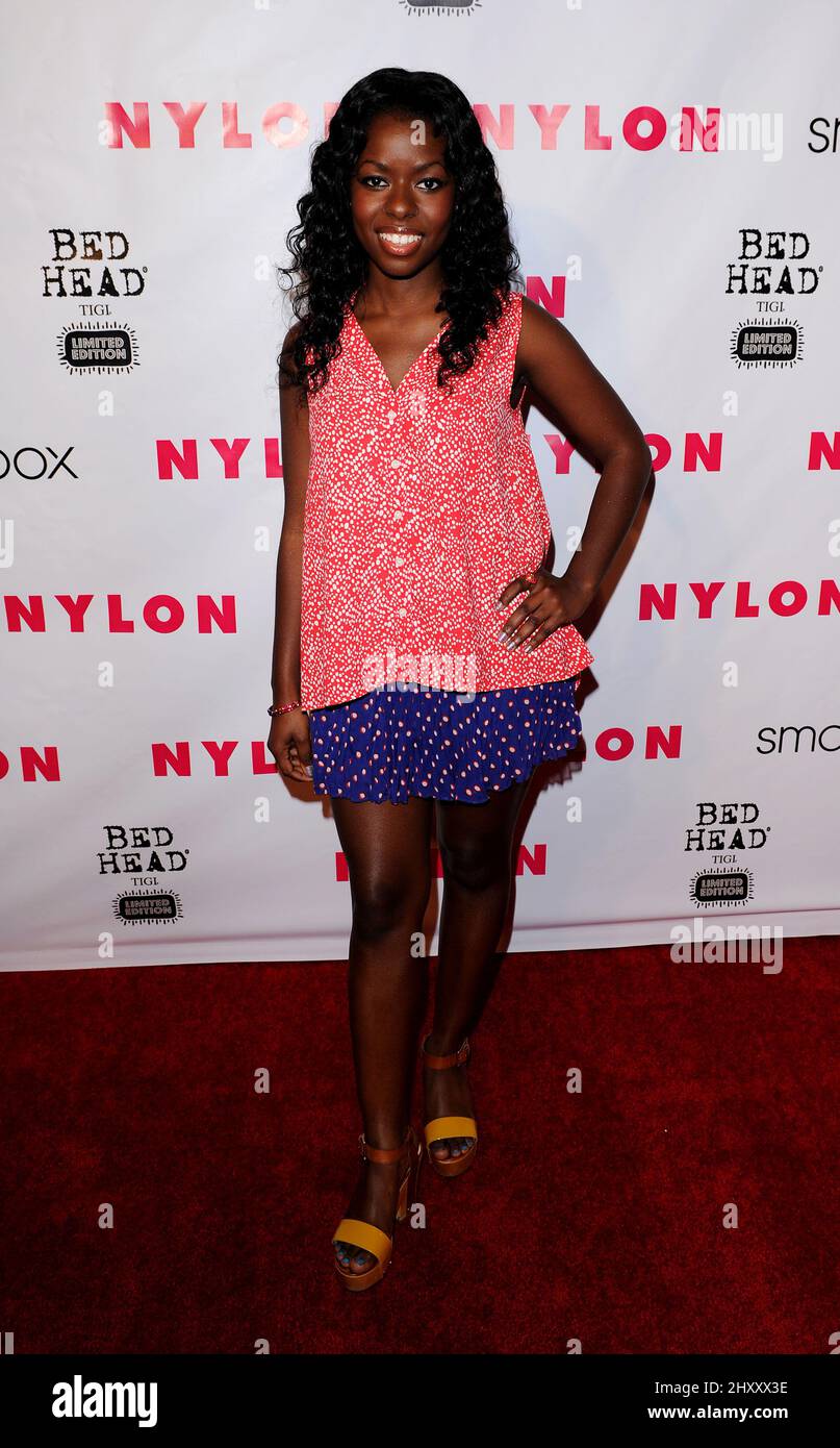 Camille Winbush nimmt an der JUBILÄUMSFEIER DES Nylon Magazine 13. in den Smashbox Studios in Los Angeles, USA, Teil. Stockfoto