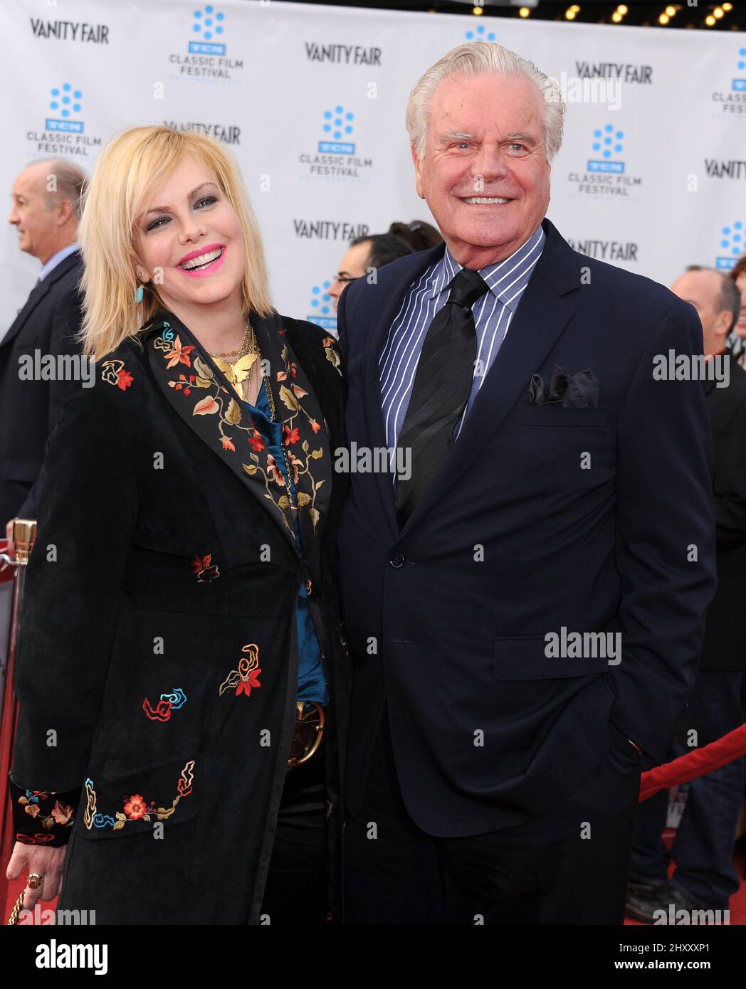 Robert Wagner und Katie Wagner beim TCM Classic Film Festival 2012 Erstaufführung der 40.-jährigen Restaurierung von 'Cabaret' am 12. April 2012 im chinesischen Theater in Los Angeles, Kalifornien. Stockfoto