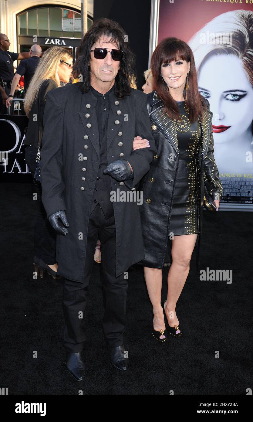 Picture of Alice cooper and wife -Fotos und -Bildmaterial in hoher Auflösung – Alamy
