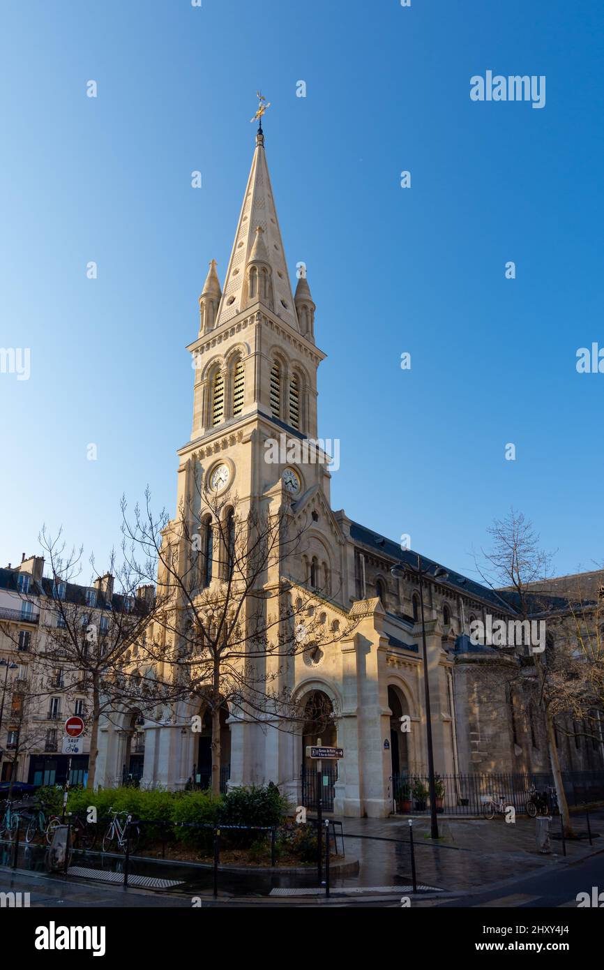 Außenansicht der Kirche Saint-Joseph-des-Nations, katholische Kirche aus dem 19.. Jahrhundert im 11.. Arrondissement von Paris, Frankreich Stockfoto