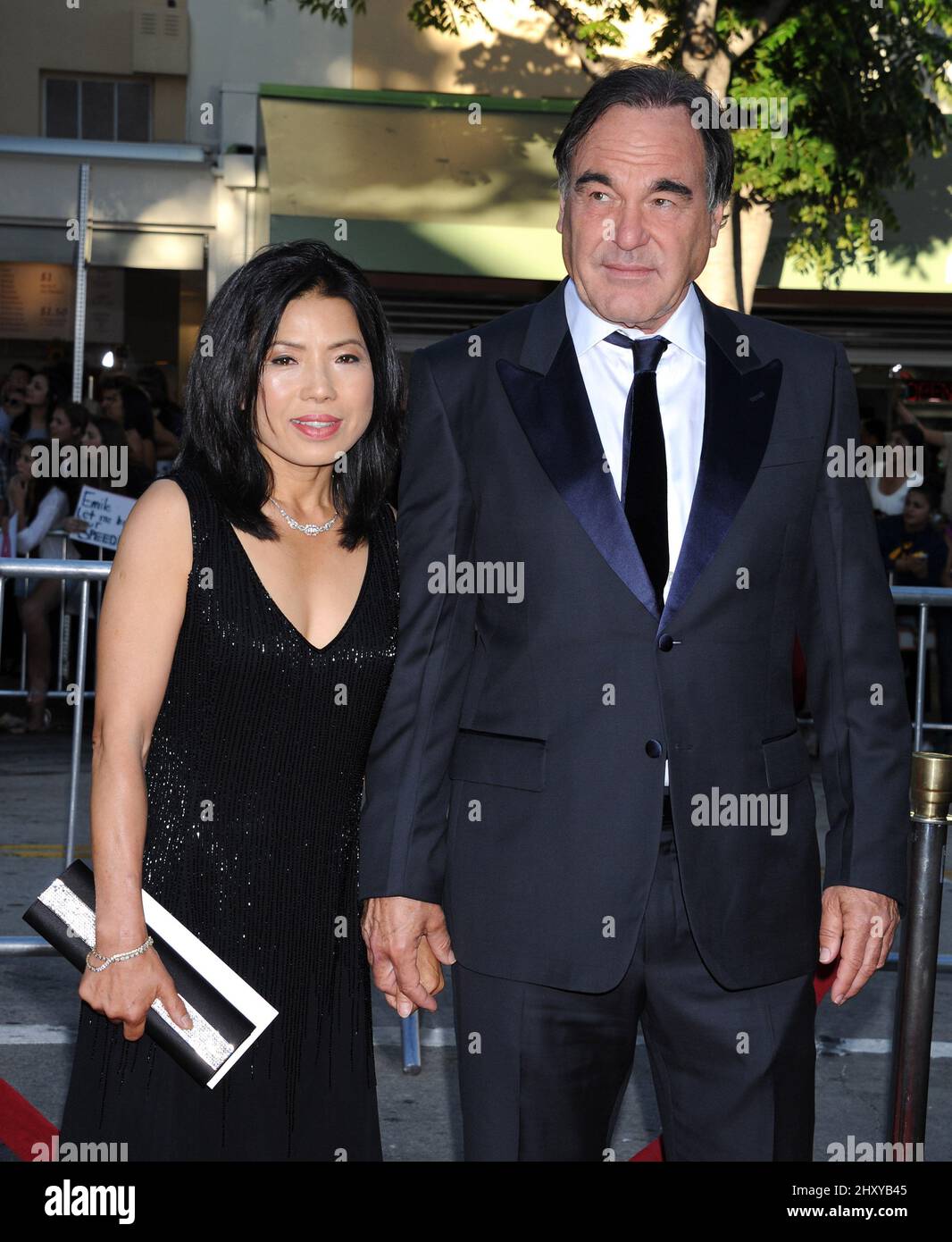 Oliver Stone und seine Frau Sunjung Jung besuchen die Weltpremiere von