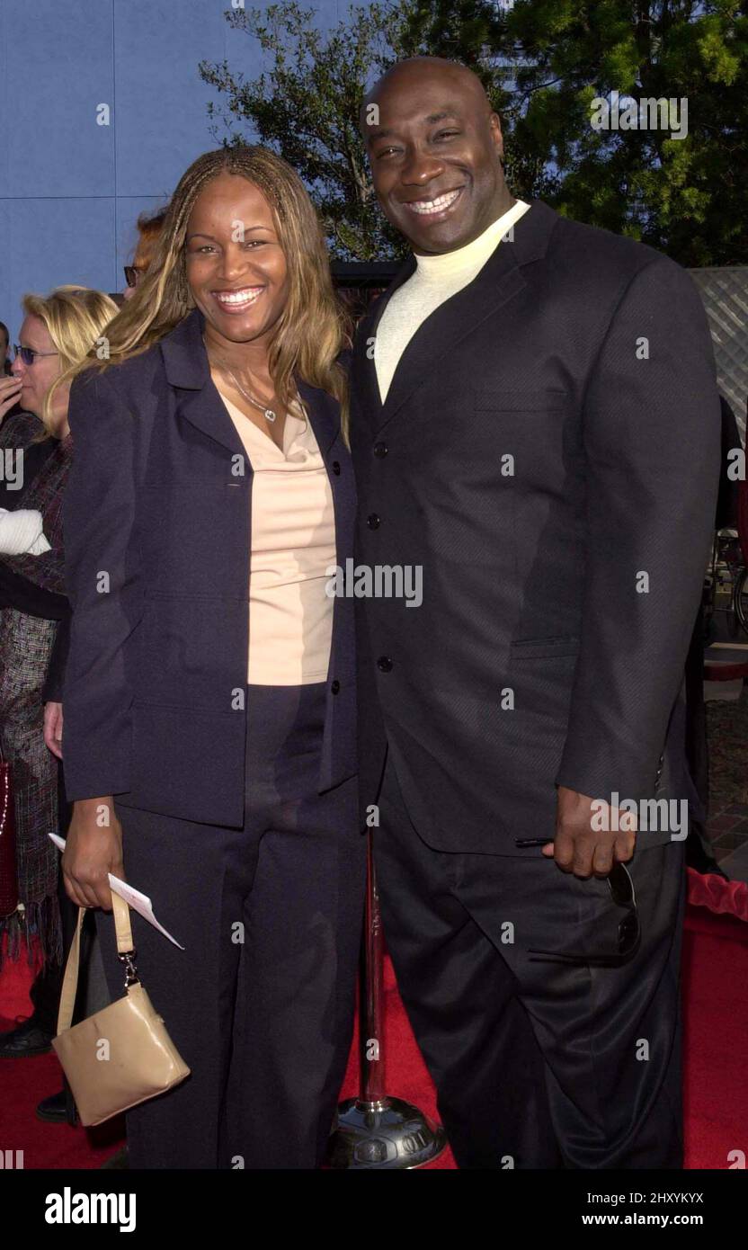 Michael Clarke Duncan und Alicia bei der Premiere von „The Mummy Returns“ in den Universal Cinemas. Stockfoto