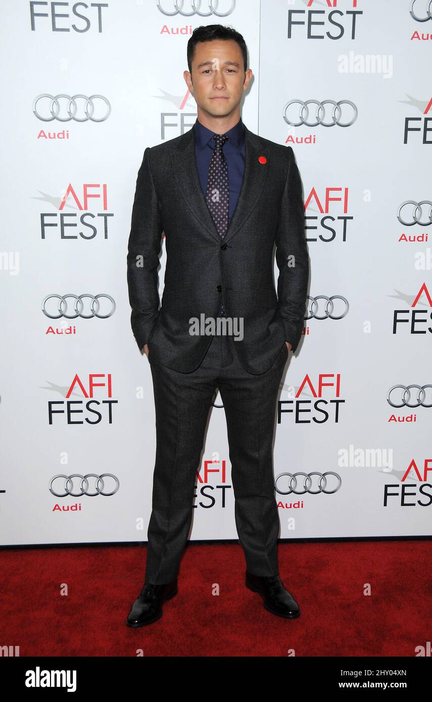 Joseph Gordon-Levitt nimmt an der Premiere von „Lincoln“ bei der Abschlussgala des AFI FEST 2012 im Grauman's Chinese Theatre, Los Angeles, Teil. Stockfoto