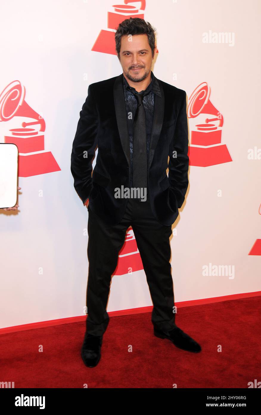 Alejandro Sanz nimmt an der Latin Recording Academy Person of the Year Tribute to Caetano Veloso 2012 in der MGM Grand Garden Arena in Las Vegas, USA, Teil. Stockfoto