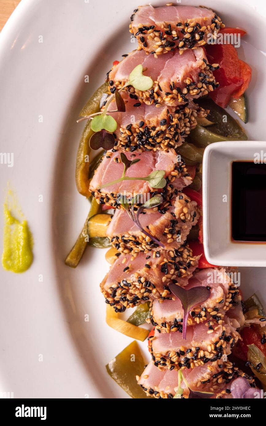 Das Tataki ist typisch für die japanische Küche. Der Legende nach wurde