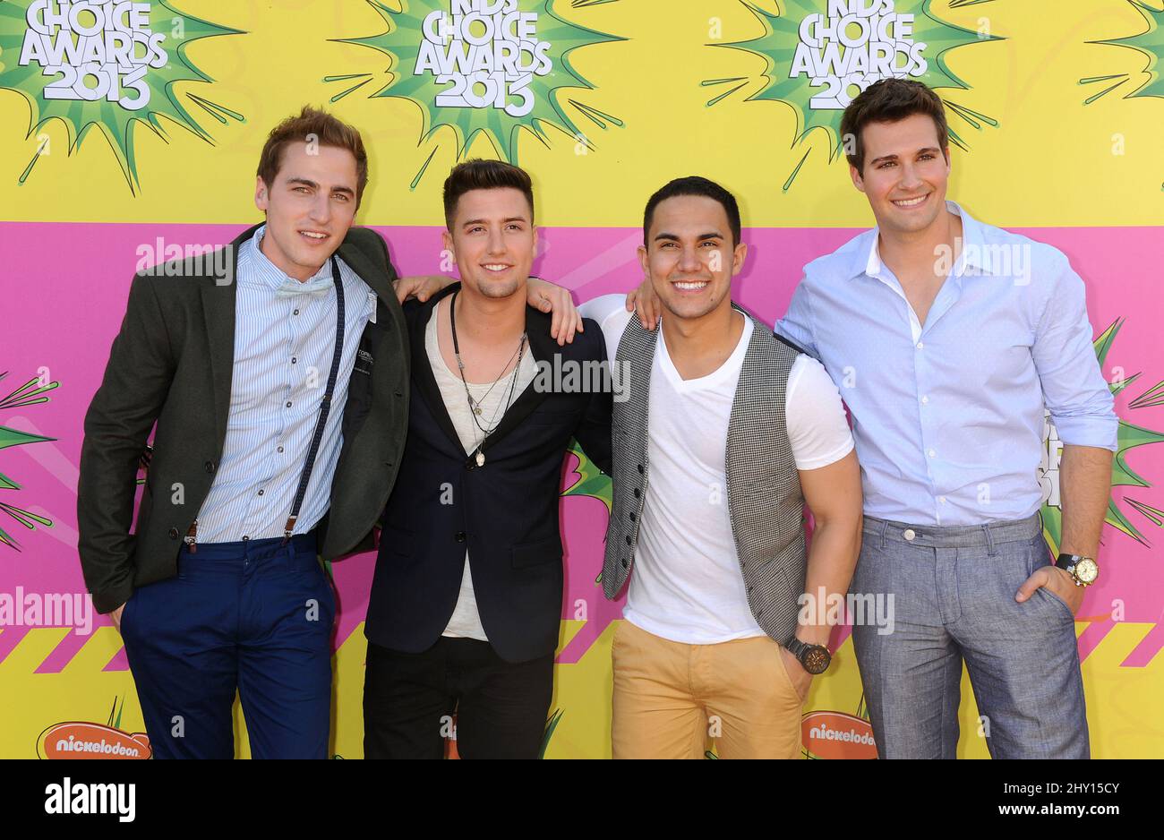 Logan Henderson, Kendall Schmidt, James Maslow und Carlos Pena Jr., Big Time Rush, tritt bei Nickelodeon's Annual Kids' Choice Awards 26. im USC Galen Center, Los Angeles, auf Stockfoto