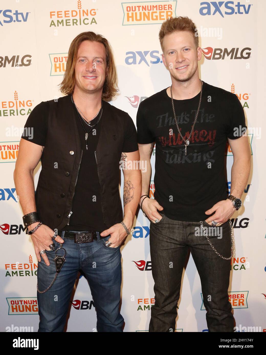 Brian Kelley und Tyler Hubbard von Florida Georgia Line nehmen an Tag 1 der ACM Experience in Las Vegas, Nevada, Teil. Stockfoto