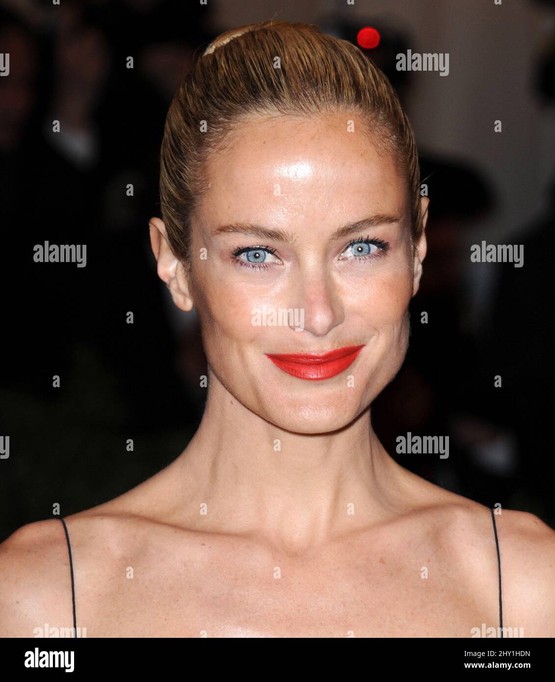 Carolyn Murphy nahm an der Benefizgala des The Punk: Chaos to Couture' Costume Institute im Metropolitan Museum in New York Teil. Stockfoto