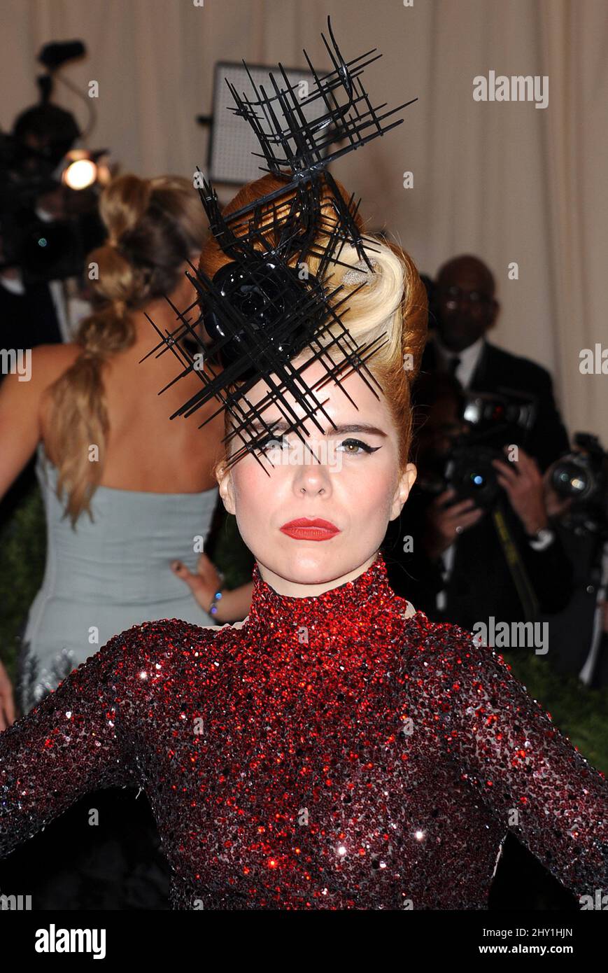 Paloma Faith besuchte die Gala des „Punk“: Chaos to Couture“ Costume Institute Benefit Met im Metropolitan Museum in New York. Stockfoto