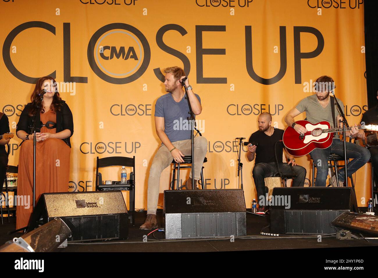 Dave Haywood, Hillary Scott und Charles Kelley von Lady Antebellum treten beim CMA Music Festival in Nashville Tennessee auf. Stockfoto