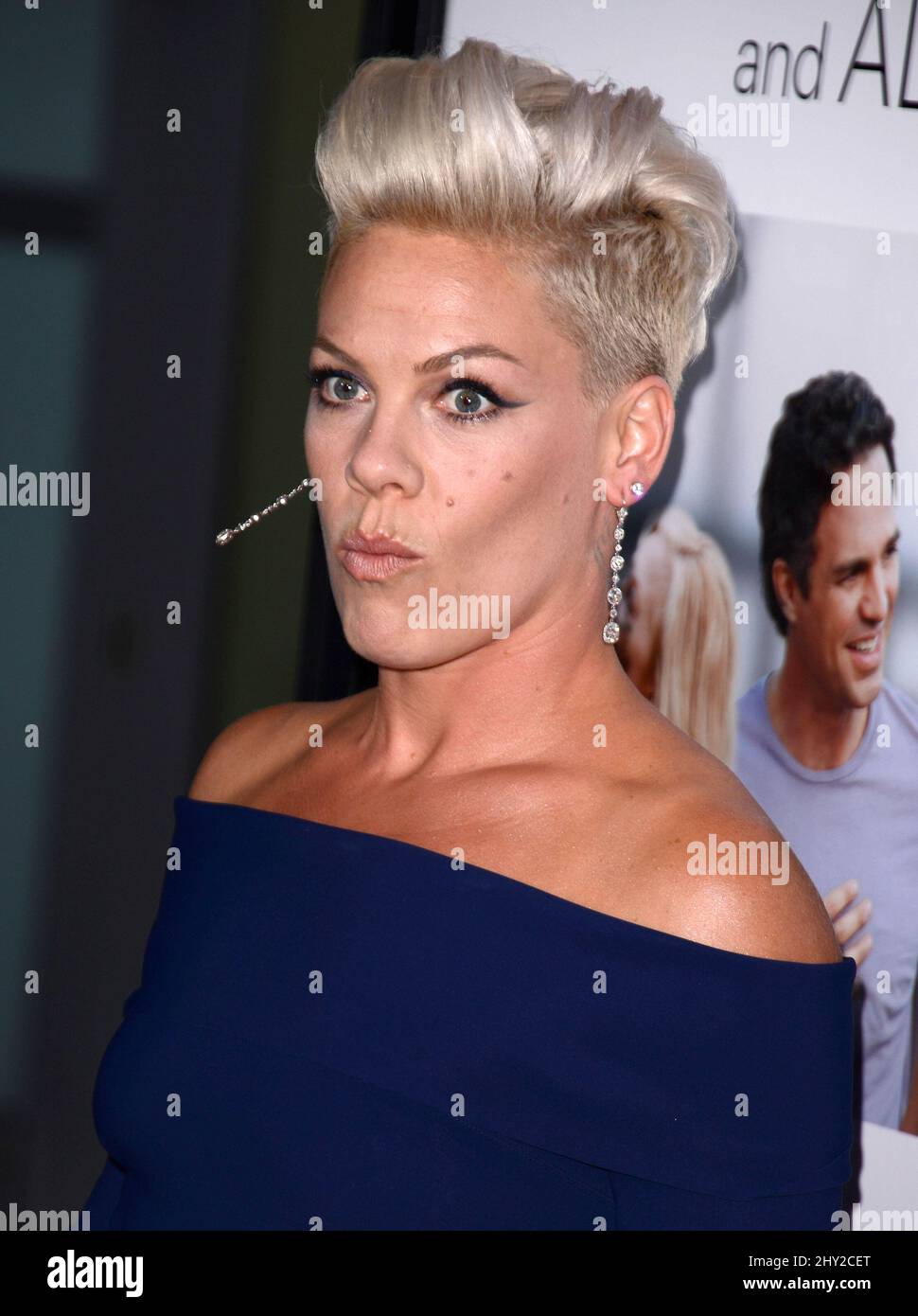 Alecia Moore nahm an der Premiere „Danke fürs Teilen“ in Los Angeles, Kalifornien, Teil. Stockfoto