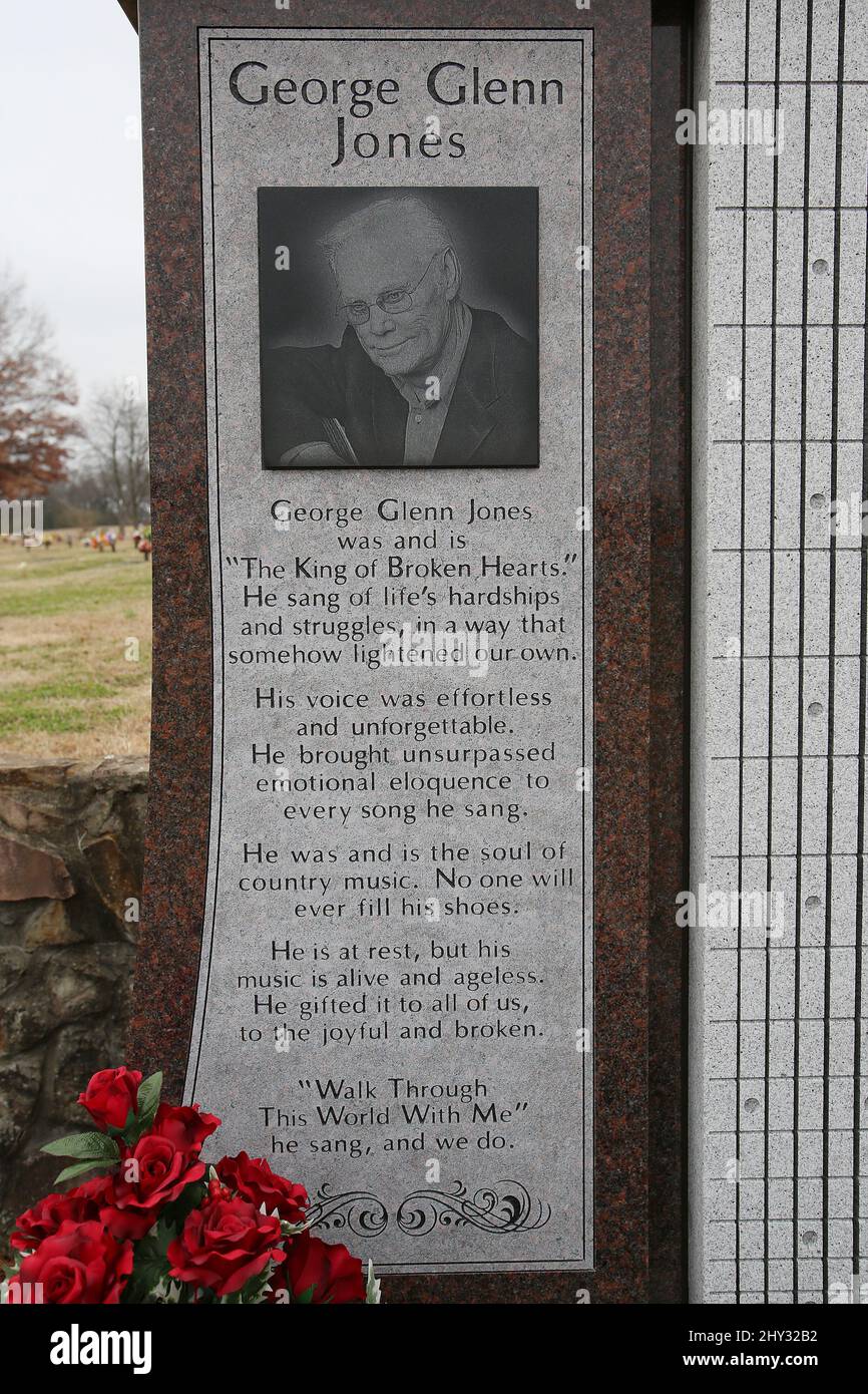 Gesamtansicht des George Jones-Friedhofs auf dem Woodlawn Memorial Cemetery, Nashville, Tennessee Stockfoto