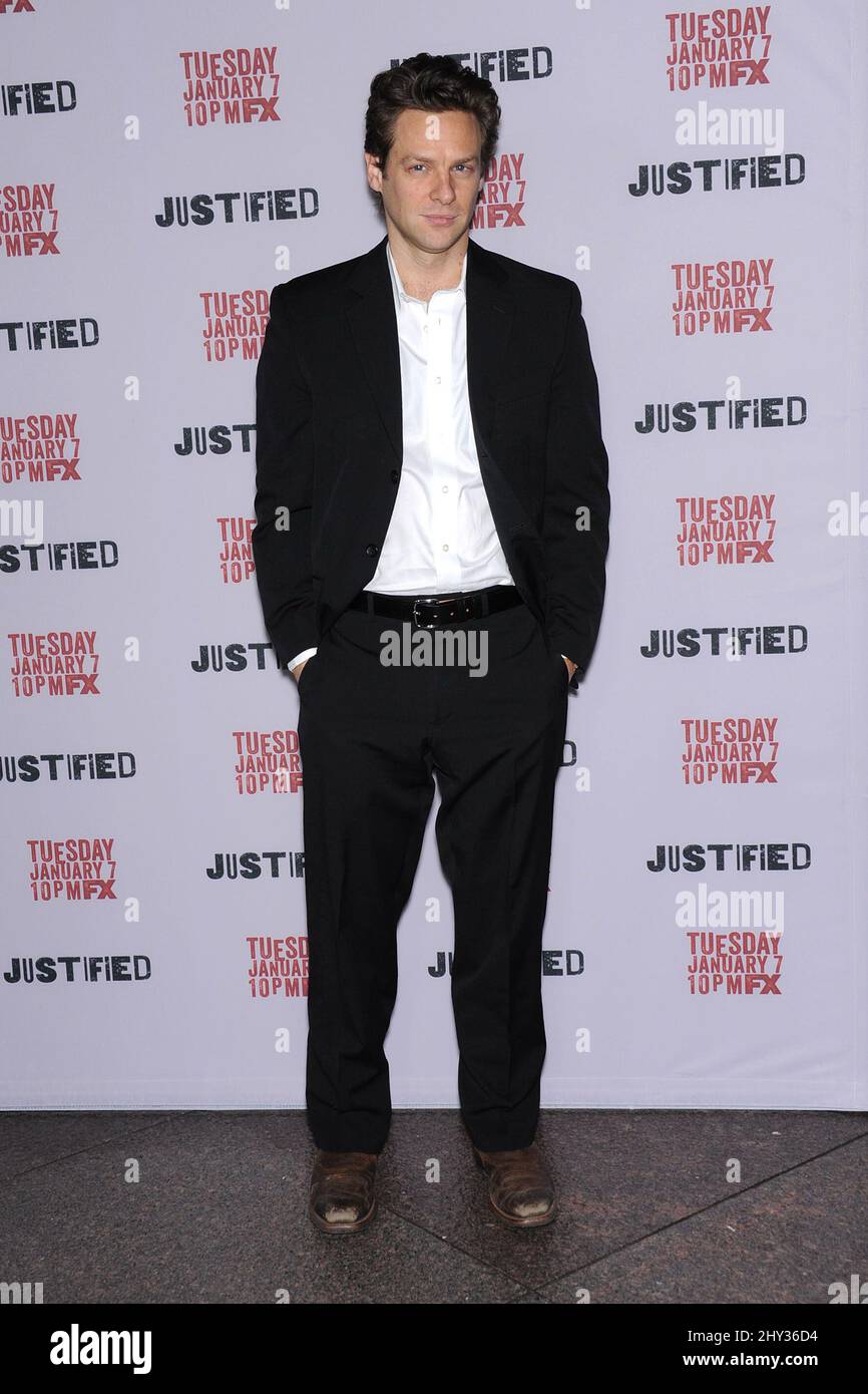 Jacob Pitts nimmt an der Premiere der „gerechtfertigten“ Saison 5 im DGA, Los Angeles, Teil Stockfoto