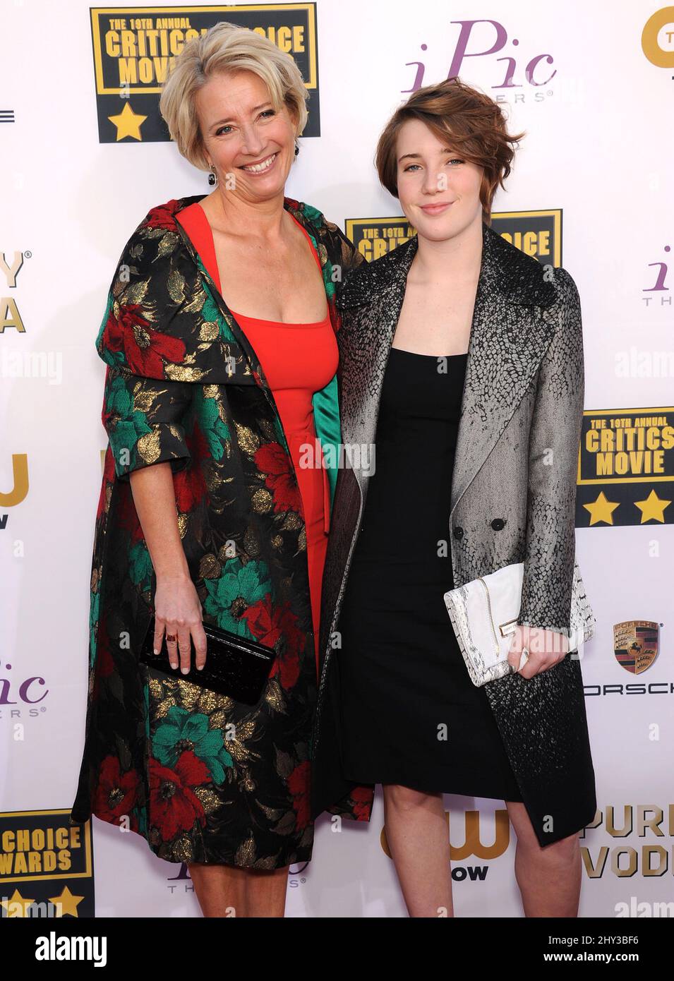 Emma Thompson und Gaia Romilly Wise nahmen an den Annual Critics' Choice Movie Awards 19. Teil, die im Barker Hanger in Los Angeles, USA, verliehen wurden. Stockfoto