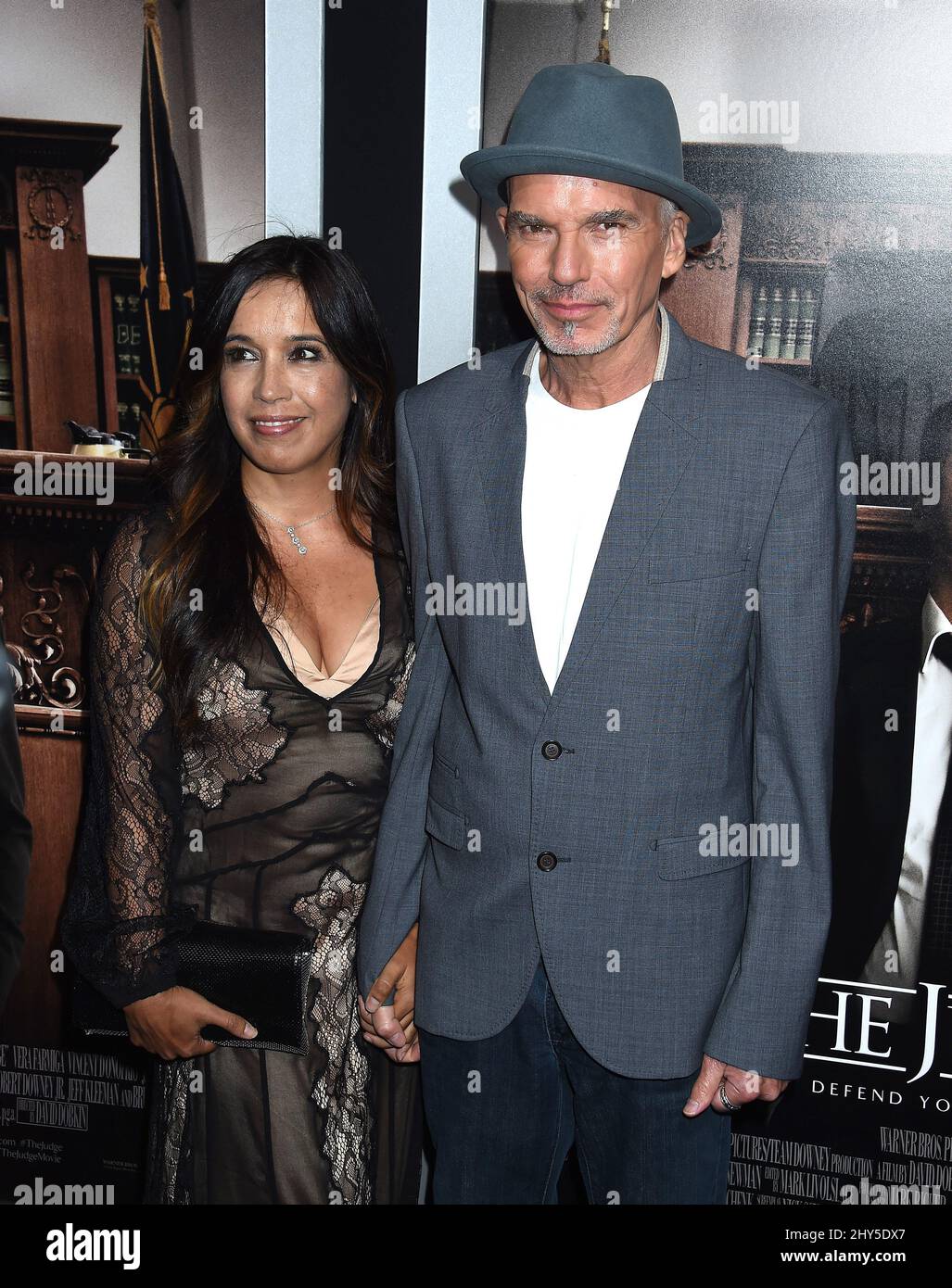 Billy Bob Thornton und Connie Angland bei der Premiere von „The Judge“ in Los Angeles an der Academy of Motion Picturs, Beverly Hills, CA, 1. Oktober 2014. Stockfoto