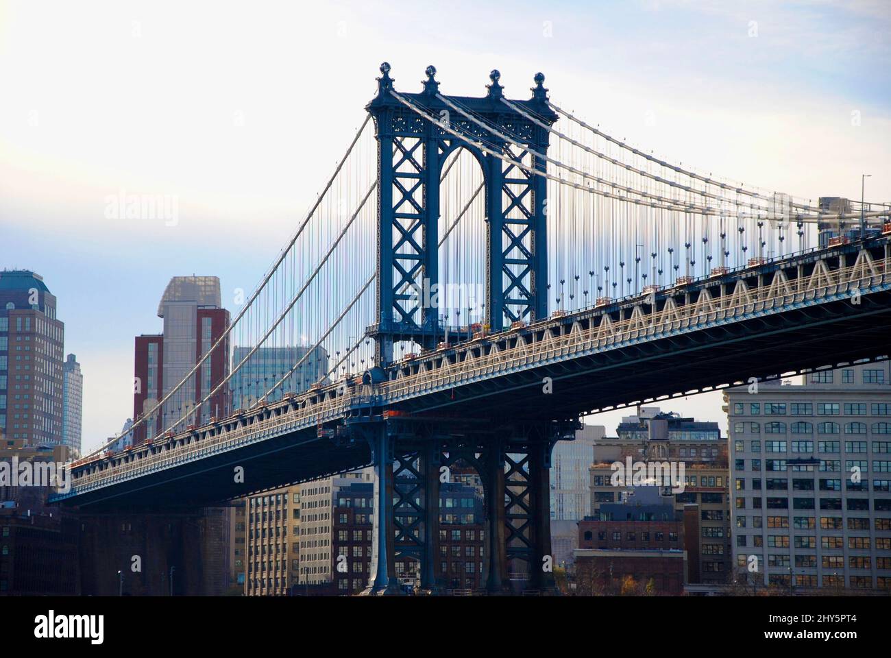Die Manhattan Bridge führt vom südlichen Manhattan nach Brooklyn, New York, USA Stockfoto