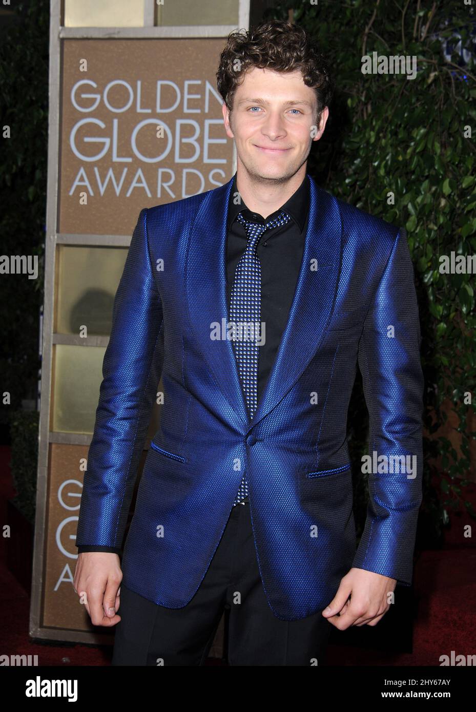 Brett Dier scheitert an den jährlichen Golden Globe Awards 72. im Beverly Hilton Hotel. Stockfoto