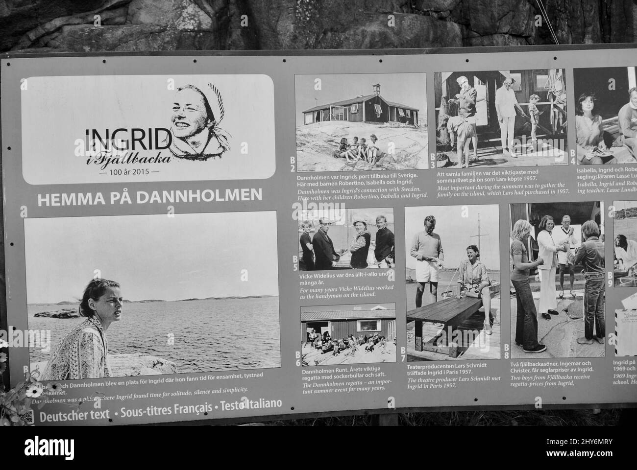 Außenausstellung zum Leben der Schauspielerin und Hollywood-Legende Ingrid Bergman auf dem Ingrid Bergman Platz im Hafen von Fjällbacka an der Westküste Schwedens Stockfoto