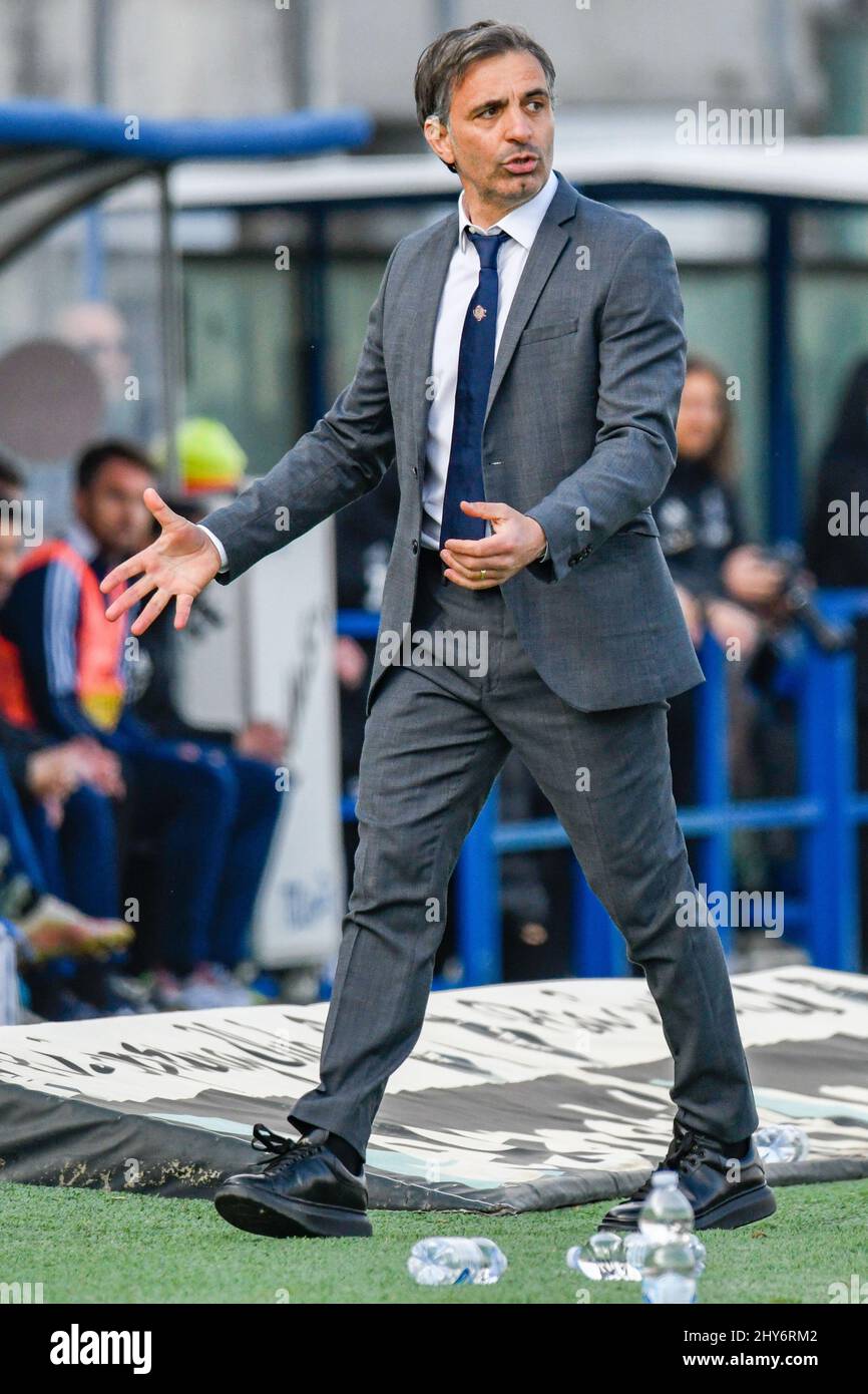 Arena Garibaldi, Pisa, Italien, 13. März 2022, Cheftrainer Fabio Pecchia (Cremonese) beim Spiel AC Pisa gegen US Cremonese – Italienischer Fußball der Serie B Stockfoto