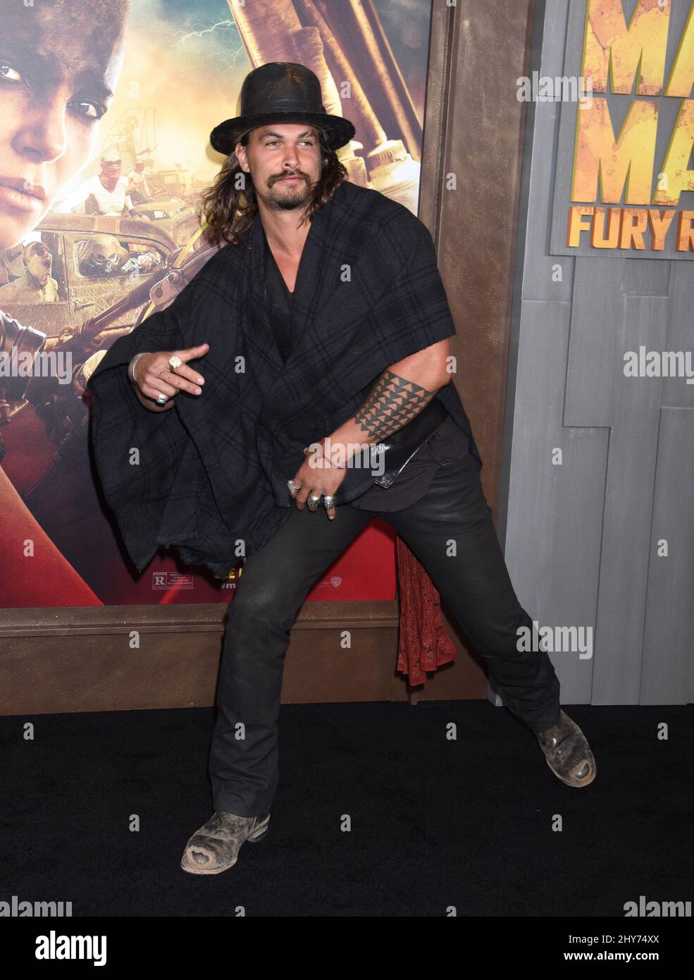 Jason Momoa nimmt an der Premiere von „Mad Max:Fury Road“ im TCL Chinese Theatre Teil Stockfoto