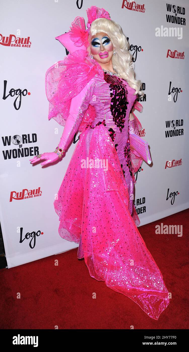 TRIXIE Mattel RuPauls Finale der Draggerennen-Saison 7 im „Phieum Theatre“ Stockfoto