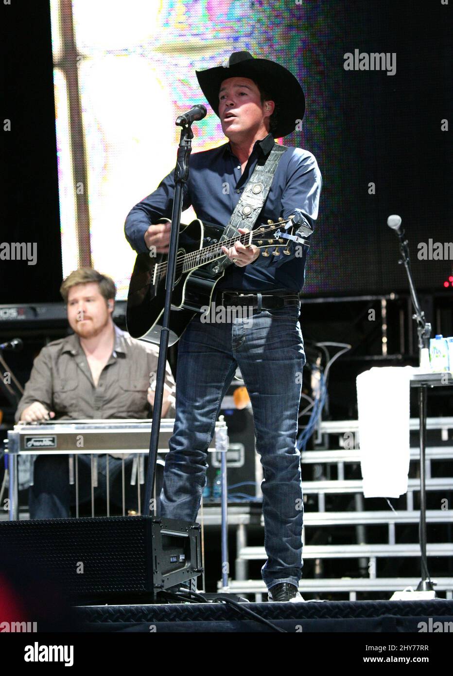 Clay Walker nimmt an der PBR Cowboy Spring Break, MGM Resorts Village in Las Vegas, USA, Teil. Stockfoto