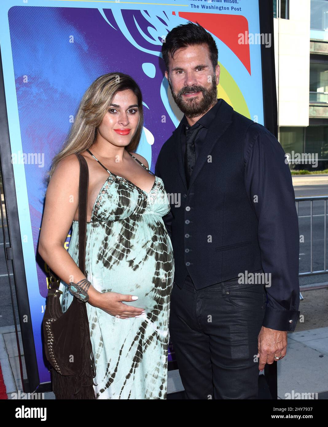 Lorenzo Lamas und Shawna Craig nehmen an der Premiere von „Love & Mercy“ in Los Angeles im Samuel Goldwyn Theatre Teil Stockfoto