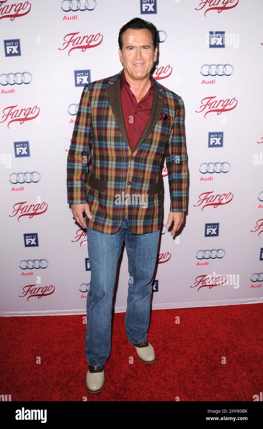 Bruce Campbell nahm an der Premiere der „Fargo“-Saison 2 von FX in ArcLight Cinemas in Los Angeles, USA, Teil. Stockfoto