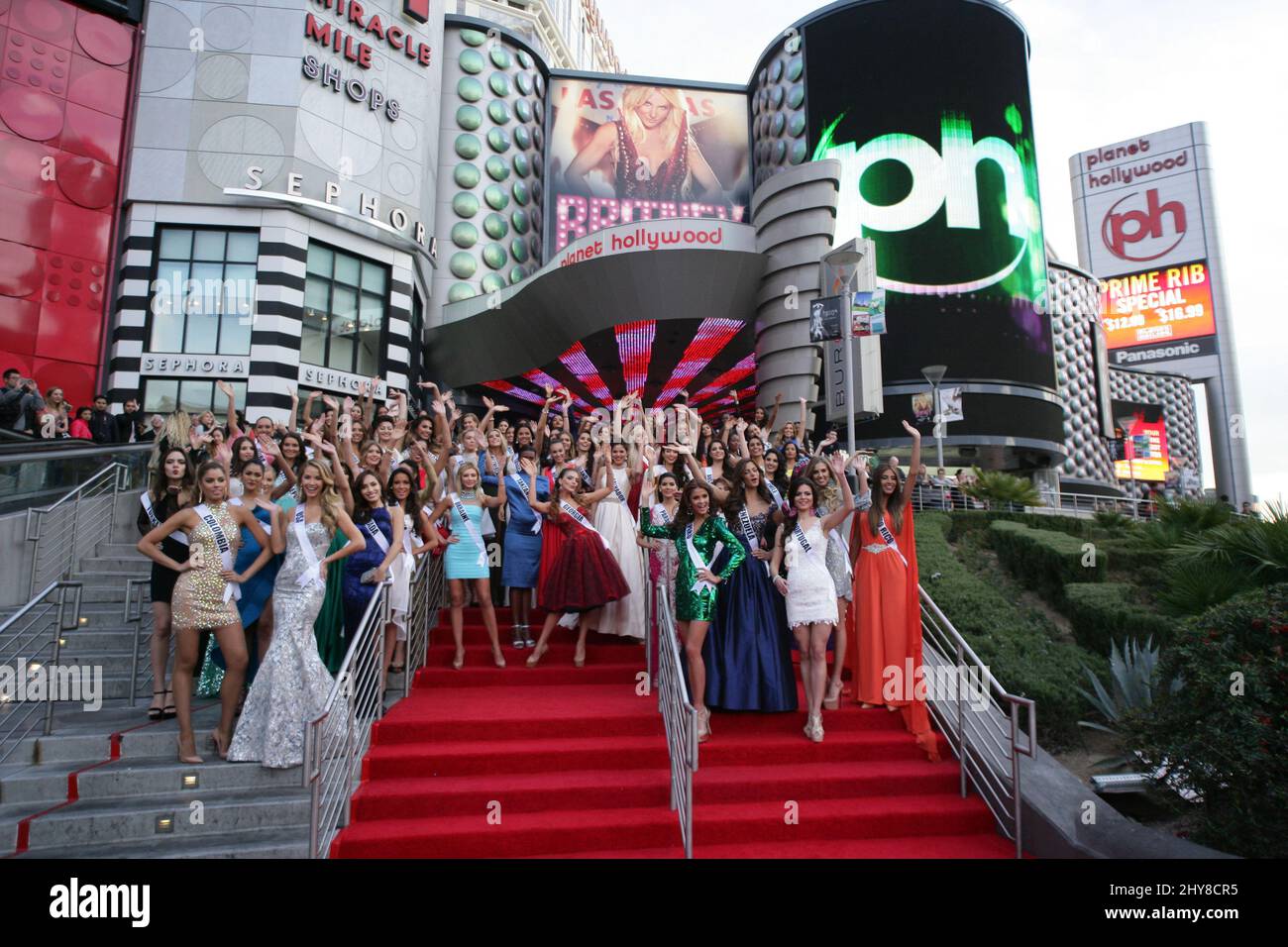 2015 Miss Universe Teilnehmer, die an der Miss Universe Begrüßungsveranstaltung im Planet Hollywood Resort & Casino in Las Vegas, Nevada, teilnehmen. Stockfoto