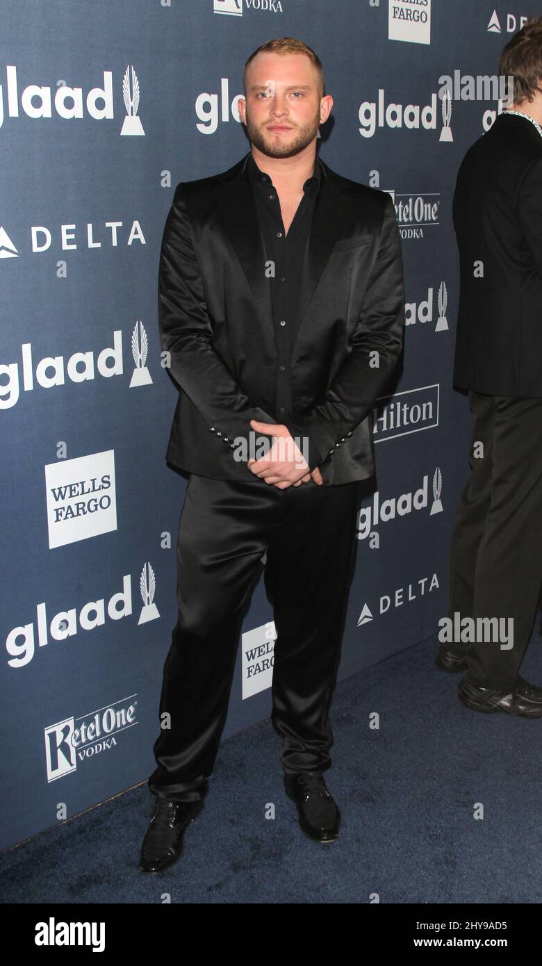 August Getty nimmt an den jährlichen GLAAD Media Awards 27. im Beverly Hilton Hotel Teil Stockfoto