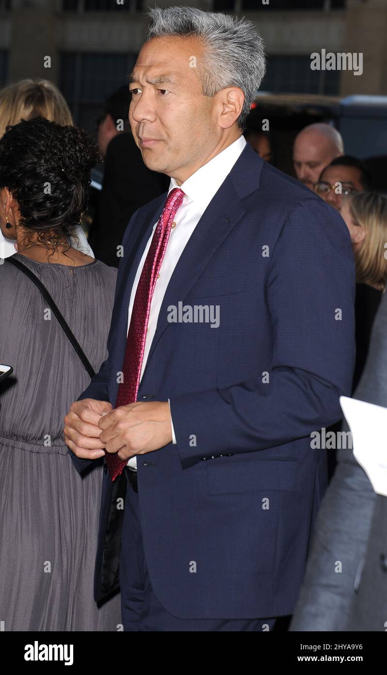 Kevin Tsujihara bei der Premiere von „war Dogs“ in Los Angeles im TCL Chinese Theatre, Hollywood, ca., 15. August 2016. Stockfoto
