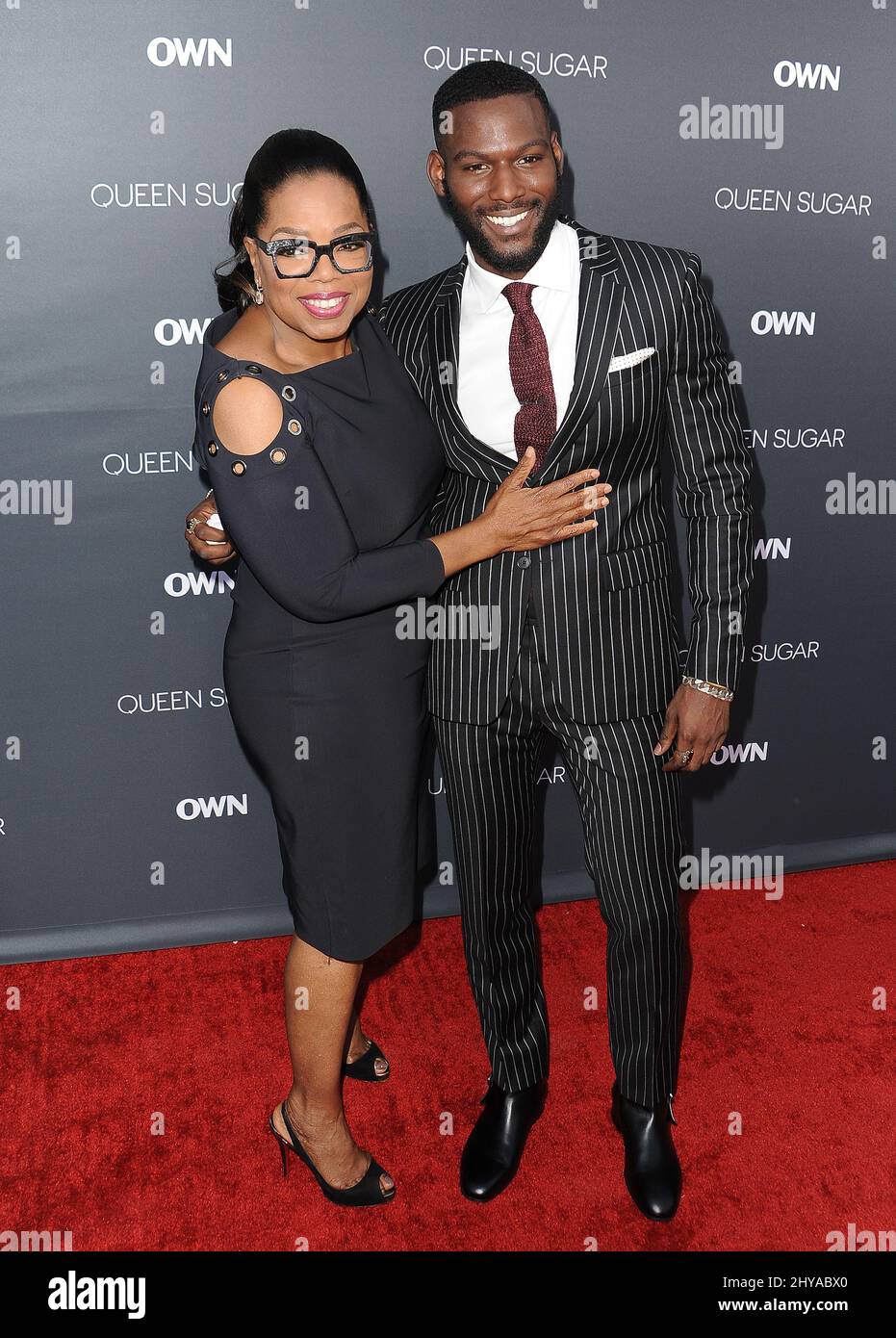 Oprah Winfrey und Kofi Siriboe nehmen an der Premiere von „Queen Sugar“ in den Warner Bros. Studios Teil Stockfoto