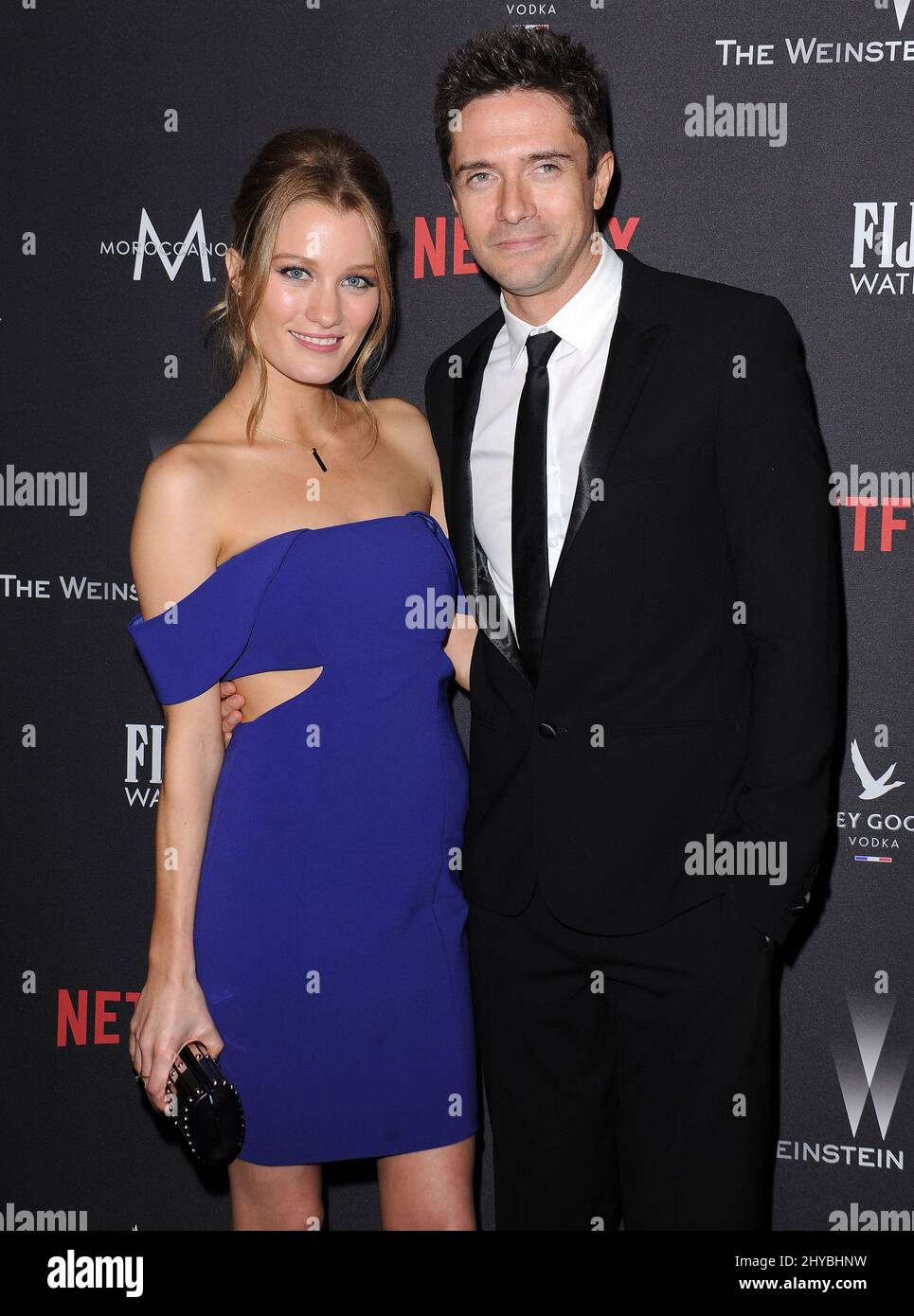 Topher Grace, Ashley Hinshaw bei der Weinstein Company & Netflix 2017 Golden Globes After Party Stockfoto