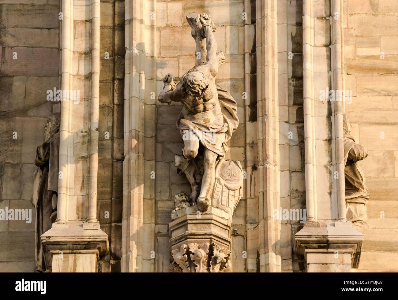 Architektonisches Detail des Mailänder Doms (Italienisch, Duomo di Milano), der Mailänder Domkirche in der Lombardei, Italien Stockfoto