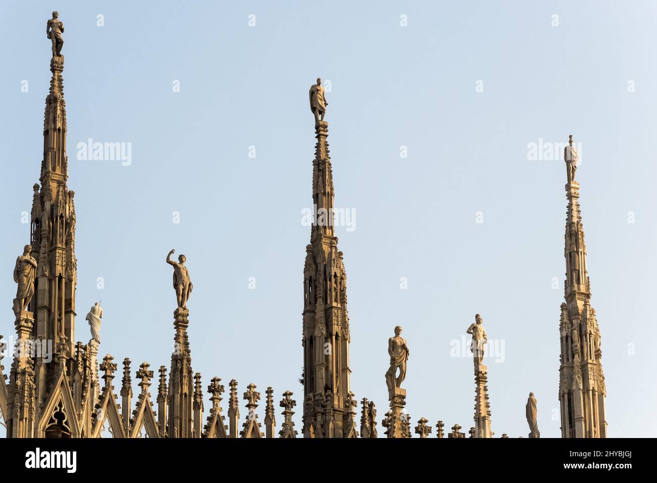 Architektonisches Detail des Mailänder Doms (Italienisch, Duomo di Milano), der Mailänder Domkirche in der Lombardei, Italien Stockfoto